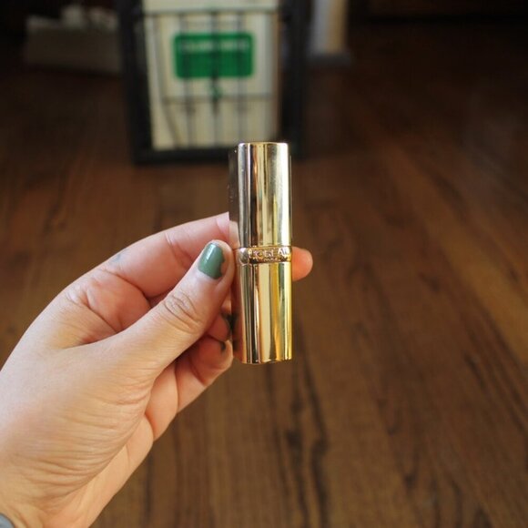 Assorted Cosmetic Bundle: Lip Gloss & Satin Ink Lip Colors - Picture 3 of 11